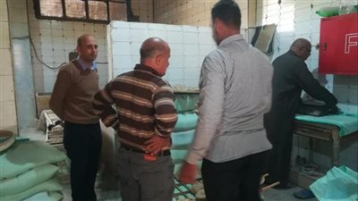 ضبط مخالفات تموينية خلال حملة على المخابز والأسواق بالمنيا