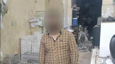 ضبط مطبعة تعمل في تزوير ماركات الملابس بعين شمس