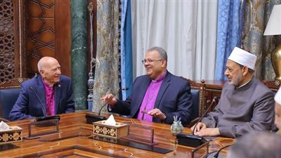 رئيس الطائفة الإنجيلية يهنئ الإمام الأكبر بعيد الفطر المبارك