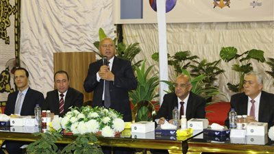 تفاصيل زيارة وزير النقل لشركة شرق الدلتا للنقل والسياحة ويتناول وجبة الإفطار مع العاملين