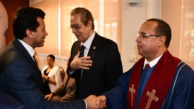 وزير الشباب والرياضة يشهد احتفالات الطائفة الإنجيلية بعيد القيامة المجيد