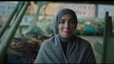 تحت الوصاية الحلقة 9.. «حنان» تبحث عن مطعم للأسماك وإصابة حماها بـ«سكتة دماغية»