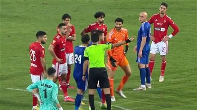 توفيق السيد: لاعب سموحة استحق الطرد أمام الأهلي