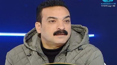 عمرو الحديدي: الأهلي قريب من حسم الدوري.. والفوز على الرجاء سينهي مشاكل كثيرة