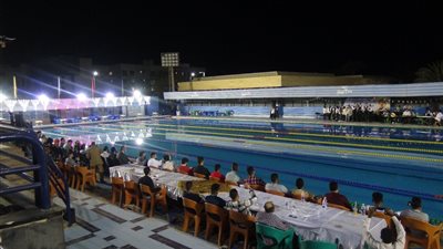 رئيس جامعة المنيا يلتقى بالطلاب الوافدين بحفل افطار رمضانى