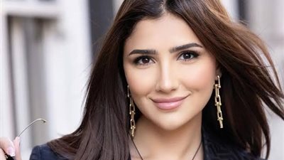 سر غياب مي عمر عن العرض الخاص لفيلم هارلي