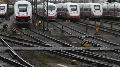 شلل بالسكك الحديدية في ألمانيا بسبب إضراب عمال النقل
