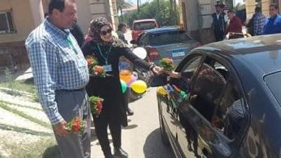 أول أيام عيد الفطر.. رأس البر تستقبل روادها بالزهور والبالونات