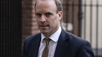 استقالة نائب رئيس الوزراء البريطاني