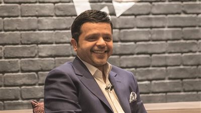 محمد هنيدي يسخر من أداء الزمالك أمام الأهلي في مباراة القمة (صورة) 