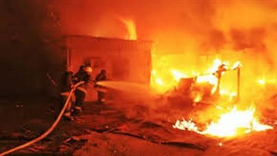 مصرع عامل في حريق هائل بنجع الشيخ رمضان بسوهاج.. اعرف التفاصيل