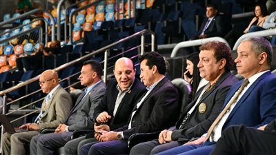 وزير الرياضة يشهد جانب من فعاليات بطولة كاس العالم للجمباز 