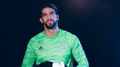 شريف إكرامي رجل مباراة بيراميدز وسيراميكا كليوباترا 