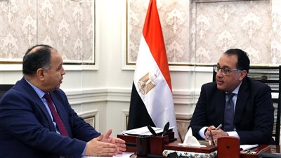رئيس الوزراء يستعرض مع وزير المالية مستهدفات موازنة العام المالي المقبل 2023 ـ 2024