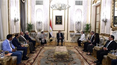 رئيس الوزراء يبحث مع الأميرة عالية بنت الحسين تعزيز تعاون مصر والأردن