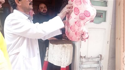 تفاصيل ضبط 4000 عبوة عصير وأغذية فاسدة بالغربية