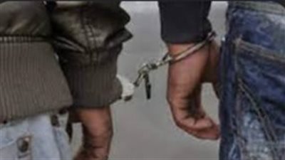 مباحث المعادي تضبط عاطل لترويعه المواطنين 