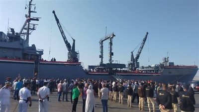  466 مصريا وأجنبيا يعودون من السودان عبر ميناء سفاجا 