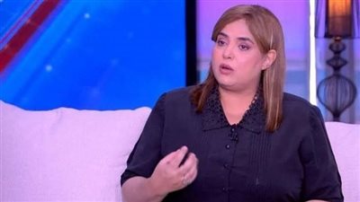بعد 23 عامًا.. شهادة فنانة شهيرة تقلب الموازين في قضية تعذيب وفاء مكي للخادمتين