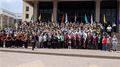 صيدلة طنطا تحتفل بتخريج الدفعة الـ45 من برنامج بكالوريوس الصيدلة