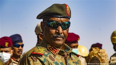 البرهان: خروجي من الخرطوم إلى بورتسودان باتفاق سياسي أو صفقة هو 