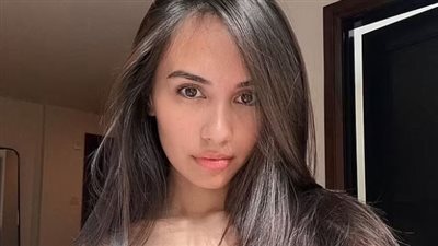 مؤثرة تستخدم الذكاء الاصطناعي لإعداد نسخ منها للتواصل مع جمهورها مقابل المال!