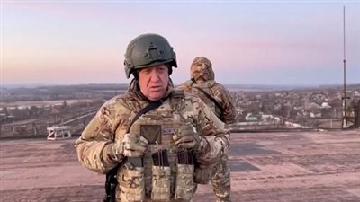 رئيس مجموعة فاجنر يتهم وحدة من الجيش الروسي بالفرار من باخموت