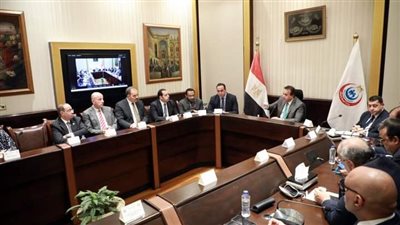 توجيه جديد لوزير الصحة خلال اجتماعه لمتابعة سير العمل بالوزارة