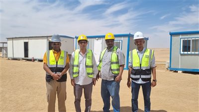 القوى العاملة تتابع العمالة غير المنتظمة في مواقع عمل بأسوان 