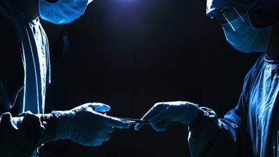 تفاصيل ضبط عصابة منظمة لنقل وزراعة الأعضاء البشرية في المعصرة 