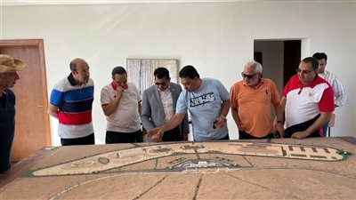 وزير الشباب والرياضة يتفقد مضمار الهجن والفروسية الدولي بشرم الشيخ