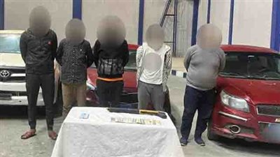 سقوط تشكيل عصابي تخصص في «تثبيت المواطنين» على الطرق بمرسى مطروح