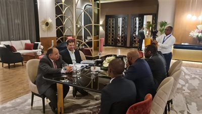 وزير المالية يلتقي نظيره الغيني في شرم الشيخ