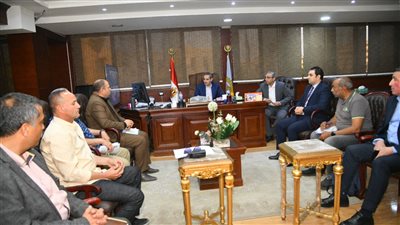 محافظ الغربية يعقد اجتماعًا لمناقشة مشروعات تطوير المحلة