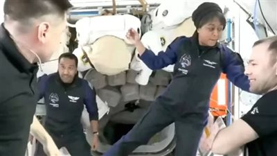 ريانة برناوي.. أول رائدة فضاء عربية تصل إلى محطة الفضاء الدولية