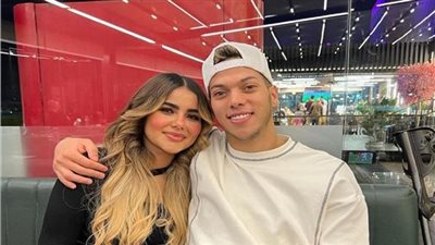 «اشتباك بالأيدي».. تفاصيل مشاجرة إمام عاشور بأحد مولات أكتوبر