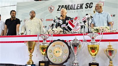 مفاجأة.. الزمالك يتعاقد مع لاعب الأهلي 