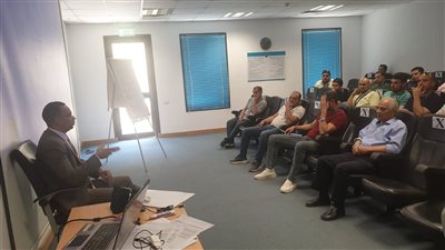 القوى العاملة تنظم برنامجا تدريبيا فى مجال السلامة والصحة المهنية بشركة الحفر المصرية