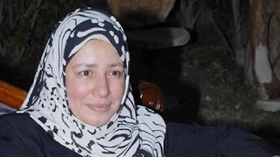 مدير مهرجان القاهرة السينمائي: عبلة كامل رفضت الظهور للتكريم 