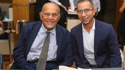 فودافون مصر تستكمل جهودها في دعم مؤسسة مجدي يعقوب للقلب.. وتتبرع بقميص «صلاح»