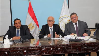 حجازى: إجراءات مشددة لتحقيق العدالة وتكافؤ الفرص بين الطلاب في إمتحانات الدبلومات الفنية 