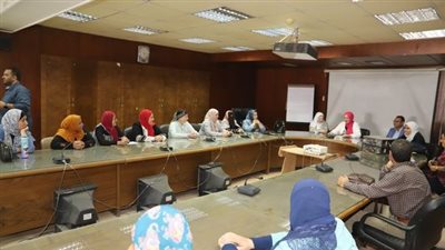 وزارة العمل تنظم ندوة تثقيفية عن العنف ضد المرأة والمساواة بين الجنسين