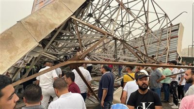 3 قرارات عاجلة بشأن سقوط لافتة إعلانية أعلى كوبري أكتوبر