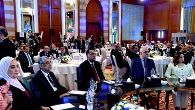 رئيس الوزراء يشهد افتتاح ملتقى بُناة مصر 2023 لتعزيز فرص تصدير صناعة التشييد 