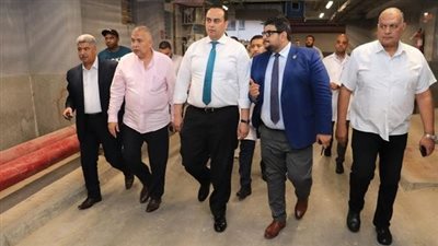 رئيس هيئة الرعاية الصحية يجري جولة مسائية مفاجئة بالمنشآت الصحية في الإسماعيلية