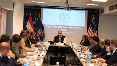 رئيس هيئة الرعاية الصحية يبحث مع غرفة التجارة الأمريكية الاستثمار بالقطاع الصحي 