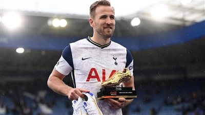 هاري كين يقترب من خلافة بنزيما في هجوم ريال مدريد 