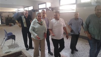 مديرة تعليم القليوبية تتفقد أعمال التطوير داخل ديوان عام المديرية 