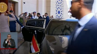 الرئيس السيسي يصل مقر افتتاح المؤتمر والمعرض الطبي الأفريقي