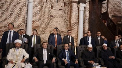 أحمد عيسي: من المتوقع زيارة أعداد من السائحين الكازاخيين لمصر